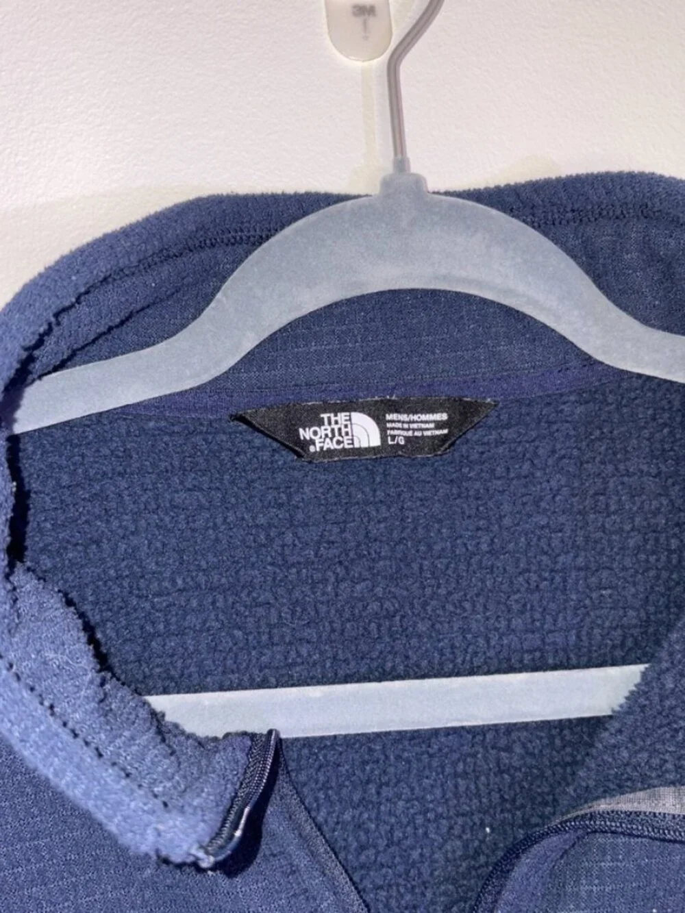 The North Face Men's Navy Quarter-Zip Fleece Pullover size Large